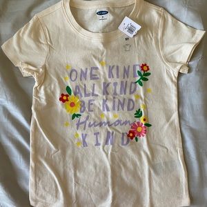 Old Navy toddler girls beige shirt size 5T
